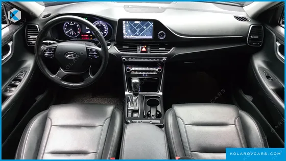 HYUNDAI GRANDEUR 3.0 MODREN BASIC (RENTAL CAR)