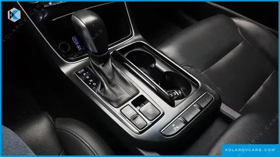 HYUNDAI GRANDEUR 3.0 MODREN BASIC (RENTAL CAR)