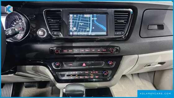 KIA CARNIVAL 9-SEATER NOBLESSE SPECIAL