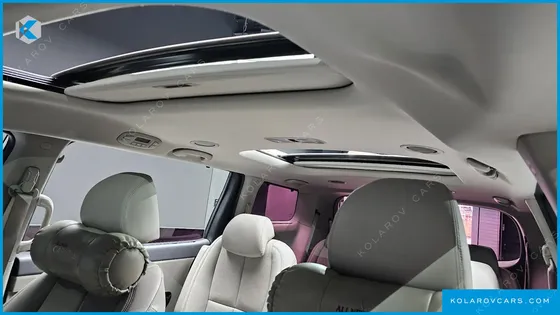 KIA CARNIVAL 9-SEATER NOBLESSE SPECIAL
