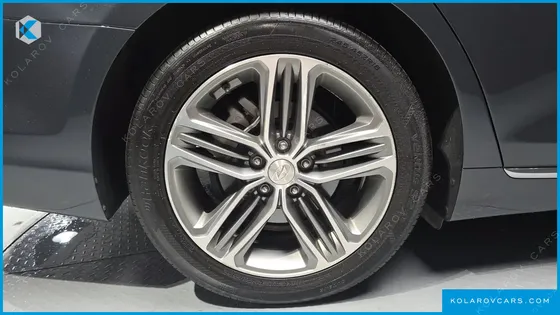 HYUNDAI GRANDEUR 2.4 PREMIUM