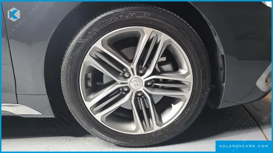HYUNDAI GRANDEUR 2.4 PREMIUM