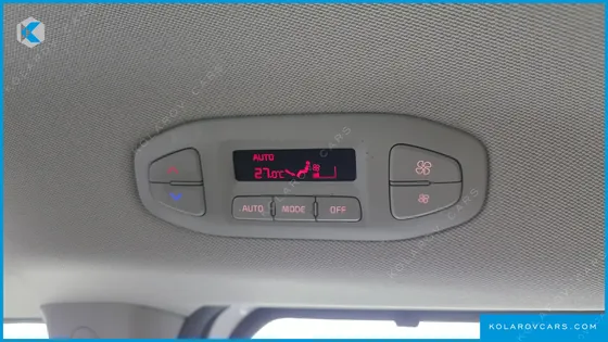 KIA CARNIVAL 7-SEATER LIMOUSINE