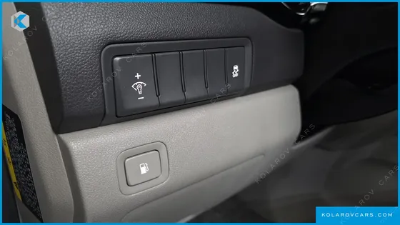 KIA CARNIVAL 7-SEATER LIMOUSINE
