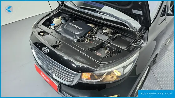 KIA CARNIVAL 11-SEATER LUXURY