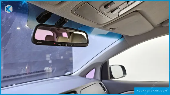 KIA CARNIVAL 11-SEATER LUXURY