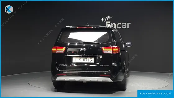 KIA CARNIVAL GASOLINE 7-SEATER LIMOUSINE