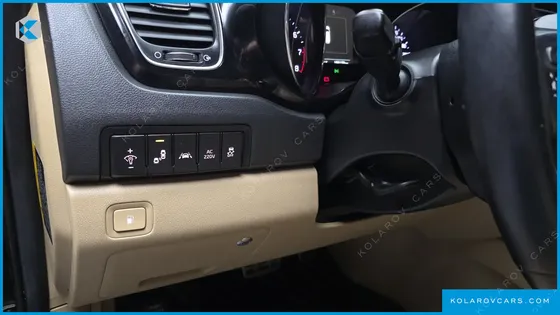 KIA CARNIVAL GASOLINE 7-SEATER LIMOUSINE