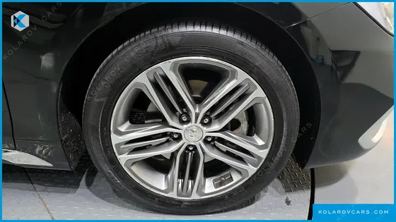 HYUNDAI GRANDEUR 3.0 LPI MODERN (RENTAL CAR)