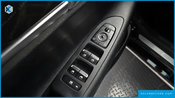 HYUNDAI GRANDEUR 3.0 LPI MODERN (RENTAL CAR)