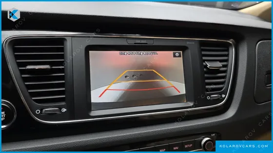 KIA CARNIVAL 9-SEATER PRESTIGE