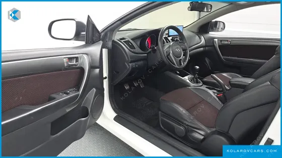 KIA FORTE 2.0 DELUXE