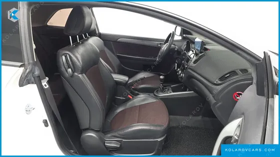 KIA FORTE 2.0 DELUXE