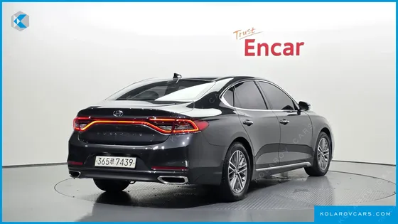 HYUNDAI GRANDEUR 2.4 MODERN BASIC (RENTAL CAR)