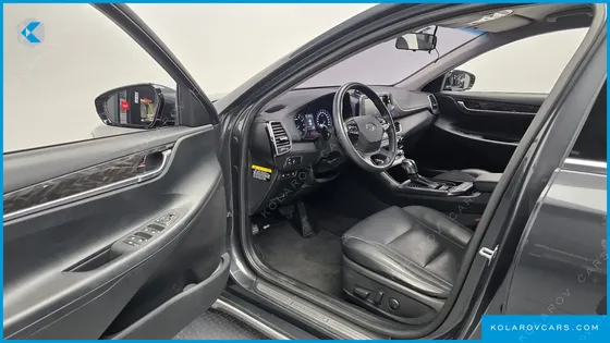 HYUNDAI GRANDEUR 2.4 MODERN BASIC (RENTAL CAR)