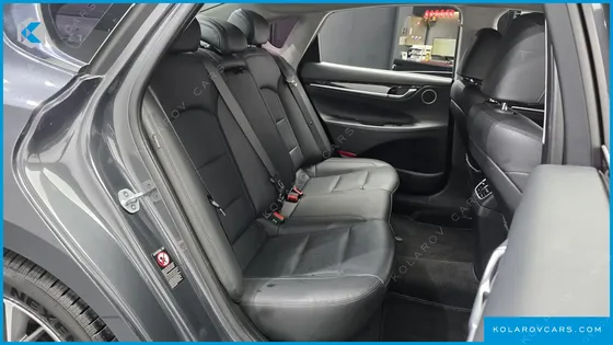 HYUNDAI GRANDEUR 2.4 MODERN BASIC (RENTAL CAR)