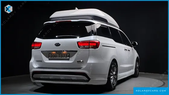 KIA CARNIVAL 9-SEATER HI-LIMOUSINE