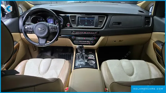 KIA CARNIVAL 9-SEATER HI-LIMOUSINE