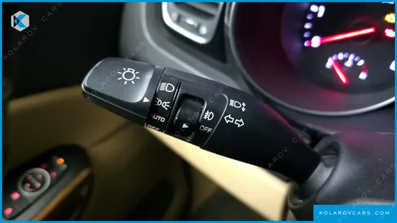KIA CARNIVAL 9-SEATER HI-LIMOUSINE