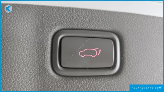 KIA CARNIVAL 9-SEATER PRESTIGE
