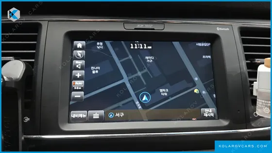 KIA CARNIVAL 9-SEATER LUXURY