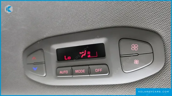 KIA CARNIVAL 9-SEATER LUXURY