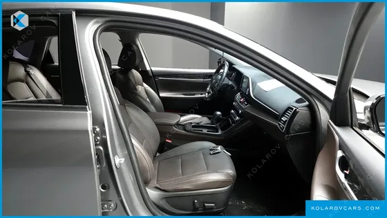 HYUNDAI GRANDEUR 2.4 PREMIUM