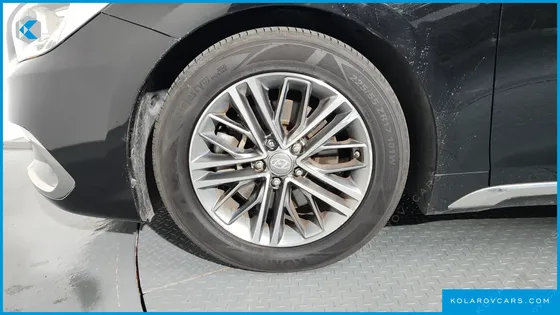 HYUNDAI GRANDEUR 2.4 PREMIUM
