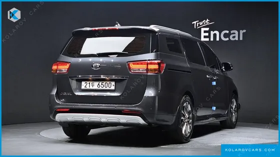 KIA CARNIVAL 9-SEATER PRESTIGE