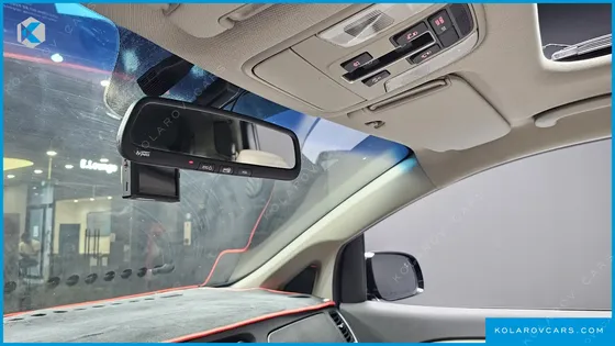 KIA CARNIVAL 9-SEATER PRESTIGE