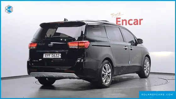 KIA CARNIVAL 9-SEATER PRESTIGE