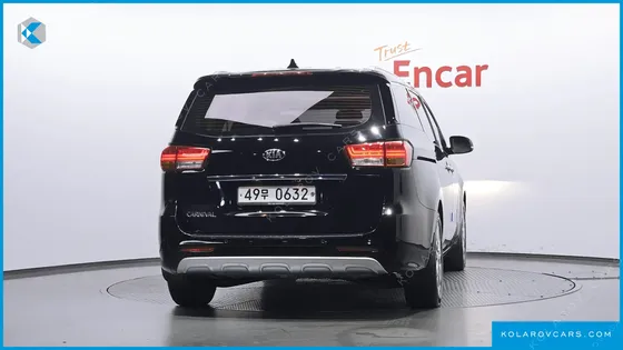 KIA CARNIVAL 9-SEATER PRESTIGE