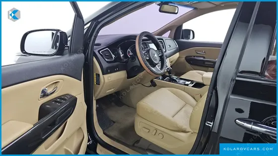 KIA CARNIVAL 9-SEATER PRESTIGE