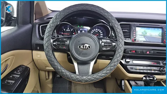 KIA CARNIVAL 9-SEATER PRESTIGE
