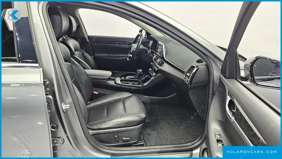 HYUNDAI GRANDEUR 3.0 LPI MODERN BASIC (RENTAL CAR)