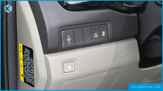 KIA CARNIVAL 9-SEATER NOBLESSE