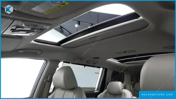 KIA CARNIVAL 9-SEATER NOBLESSE