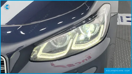 HYUNDAI GRANDEUR 3.0 EXCLUSIVE