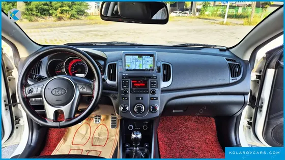 KIA FORTE 1.6 GDI PRESTIGE