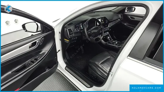 HYUNDAI GRANDEUR 3.0 EXCLUSIVE