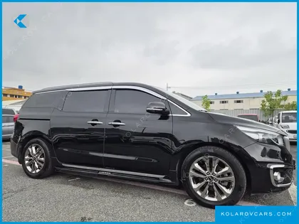 KIA CARNIVAL 9-SEATER PRESTIGE