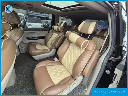 KIA CARNIVAL 9-SEATER PRESTIGE