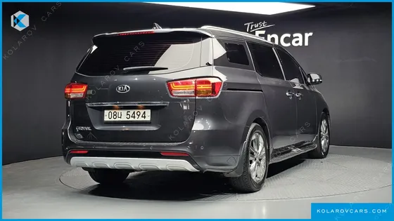 KIA CARNIVAL 9-SEATER NOBLESSE SPECIAL