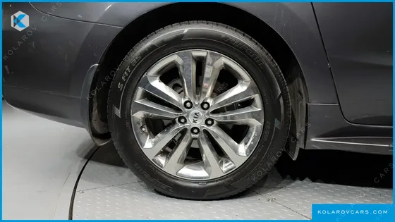 KIA CARNIVAL 9-SEATER NOBLESSE SPECIAL