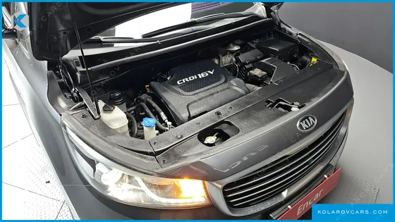KIA CARNIVAL 9-SEATER NOBLESSE SPECIAL