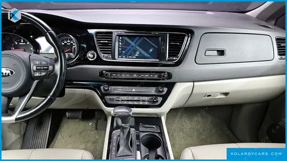 KIA CARNIVAL 9-SEATER NOBLESSE SPECIAL