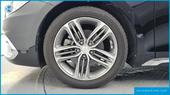 HYUNDAI GRANDEUR 3.0 LPI MODERN (RENTAL CAR)