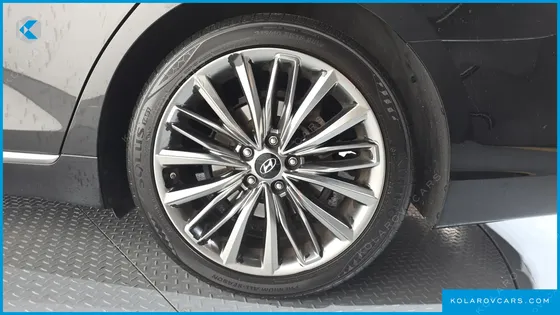 HYUNDAI GRANDEUR 3.0 EXCLUSIVE