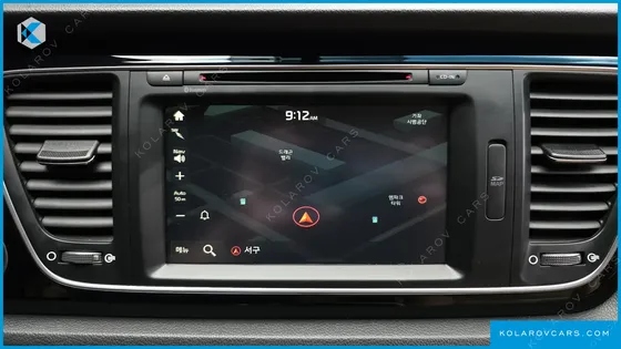 KIA CARNIVAL 9-SEATER PRESTIGE