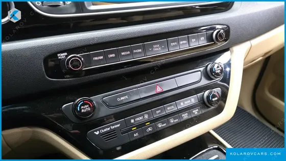 KIA CARNIVAL 9-SEATER PRESTIGE